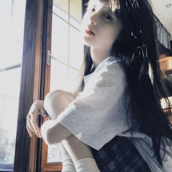 惊奇队长2封面